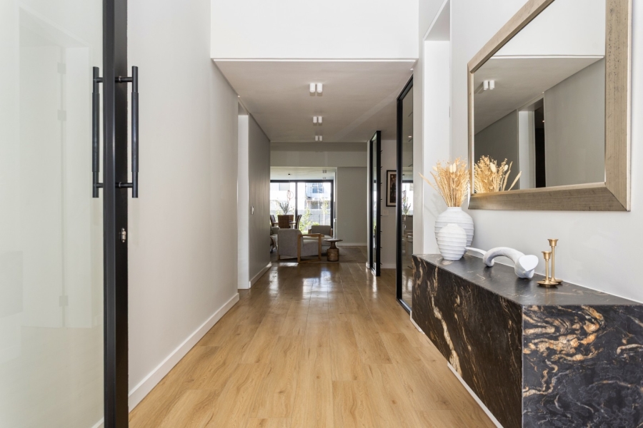 4 Bedroom Property for Sale in Pearl Valley at Val de Vie Western Cape